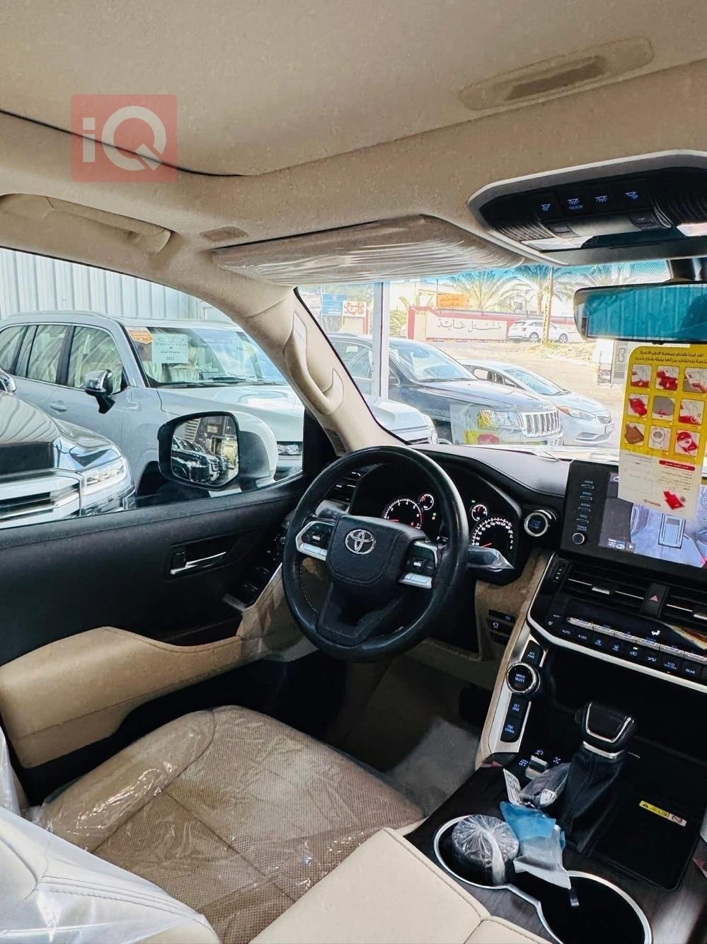 تويوتا لاندكروزر